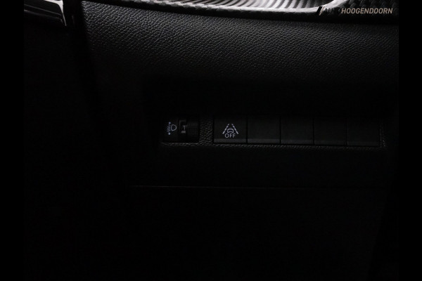 Peugeot 208 1.2 PureTech Allure 100pk (APPLE CARPLAY,LED,DIGITAAL DISPLAY,KEYLESS,CLIMATE,CRUISE,PARKEERSENSOREN,TOPCONDITIE)