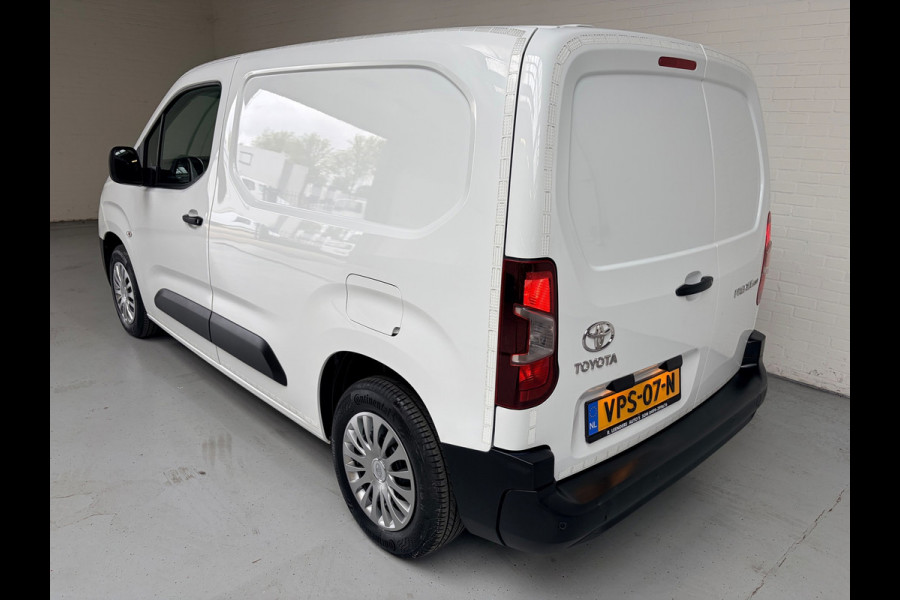Toyota PROACE CITY Servicewagen 1.5 100pk euro6 D-4D Live l1h1 BOTT inrichting, Victron omvormer v230, RIJKLAARPRIJS!