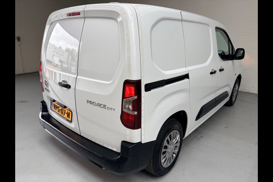 Toyota PROACE CITY Servicewagen 1.5 100pk euro6 D-4D Live l1h1 BOTT inrichting, Victron omvormer v230, RIJKLAARPRIJS!