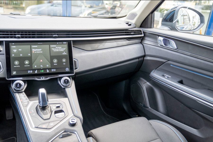 Lynk & Co 01 1.5|Prijs incl. 12 mnd garantie| Afn Trekhaak Panoramadak Navi Apple carplay/Android auto Camera