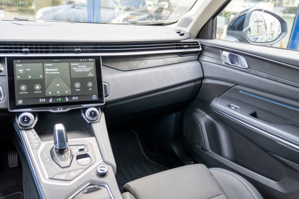 Lynk & Co 01 1.5|Prijs incl. 12 mnd garantie| Afn Trekhaak Panoramadak Navi Apple carplay/Android auto Camera
