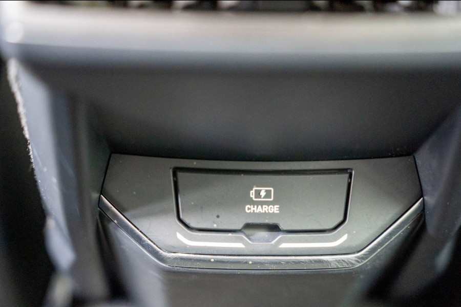 Lynk & Co 01 1.5|Prijs incl. 12 mnd garantie| Afn Trekhaak Panoramadak Navi Apple carplay/Android auto Camera