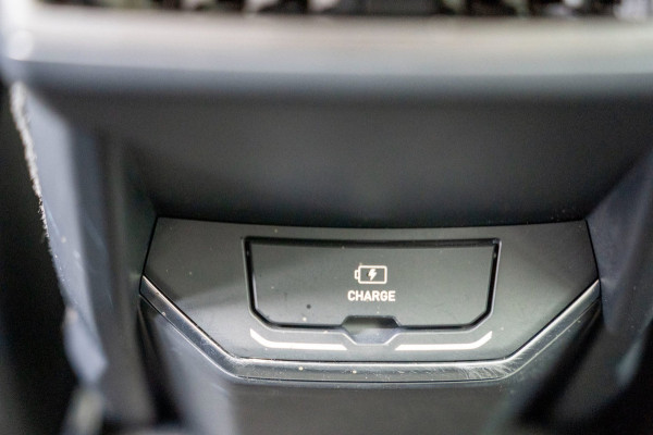 Lynk & Co 01 1.5|Prijs incl. 12 mnd garantie| Afn Trekhaak Panoramadak Navi Apple carplay/Android auto Camera