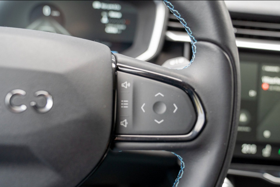 Lynk & Co 01 1.5|Prijs incl. 12 mnd garantie| Afn Trekhaak Panoramadak Navi Apple carplay/Android auto Camera