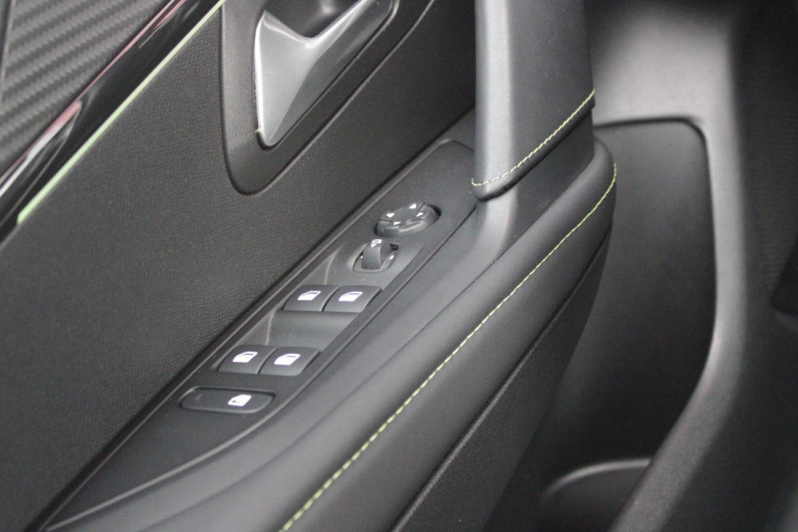 Peugeot e-208 EV GT 136PK 50 kWh | NAVIGATIE 10" TOUCHSCREEN | APPLE CARPLAY/ANDROID AUTO | PARKEERSENSOREN VOOR + ACHTER | ACHTERUITRIJ CAMERA | FULL LED KOPLAMPEN | 17" LICHTMETALEN VELGEN | CLIMATE CONTROL | CRUISE CONTROL | DAB+ RADIO | REGEN/LICHT SENSOR | SNELLAAD FUNCTIE | ALL SEASON BANDEN |