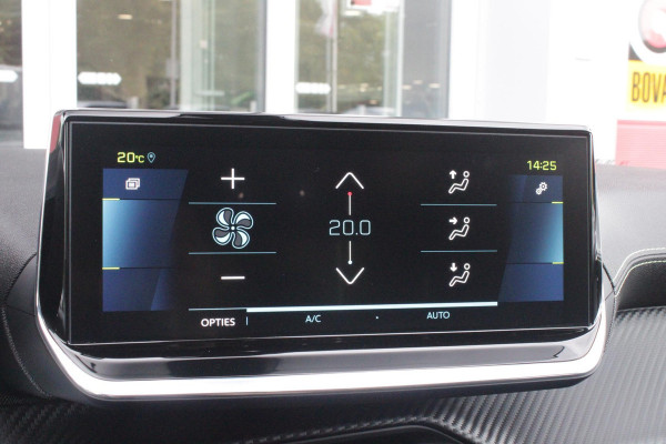 Peugeot e-208 EV GT 136PK 50 kWh | NAVIGATIE 10" TOUCHSCREEN | APPLE CARPLAY/ANDROID AUTO | PARKEERSENSOREN VOOR + ACHTER | ACHTERUITRIJ CAMERA | FULL LED KOPLAMPEN | 17" LICHTMETALEN VELGEN | CLIMATE CONTROL | CRUISE CONTROL | DAB+ RADIO | REGEN/LICHT SENSOR | SNELLAAD FUNCTIE | ALL SEASON BANDEN |