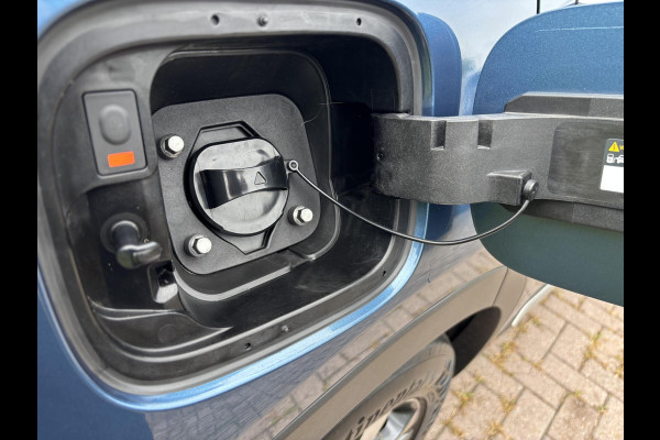 Kia Sorento 1.6 T-GDI Plug-in Hybrid 4WD ExecutiveLine 7p. 265 PK | 360 Camera |  Afneembare trekhaak |  BTW verrekenbaar | Bestuurdersstoel Met Geheugen |  Geluidssysteem Bose | Stoelverwarming | Achterstoelverwarming