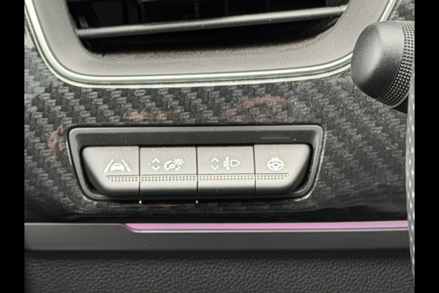 Renault Arkana 1.6 E-Tech hybrid 145 E-Tech engineered | Kantel-/schuif dak | Bose audio | Trekhaak afneembaar |