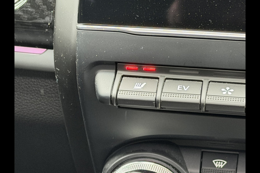 Renault Arkana 1.6 E-Tech hybrid 145 E-Tech engineered | Kantel-/schuif dak | Bose audio | Trekhaak afneembaar |