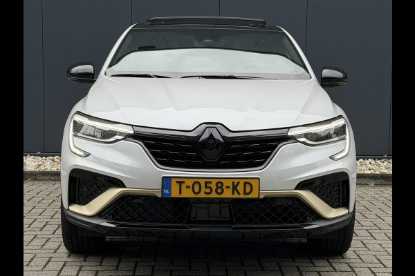 Renault Arkana 1.6 E-Tech hybrid 145 E-Tech engineered | Kantel-/schuif dak | Bose audio | Trekhaak afneembaar |