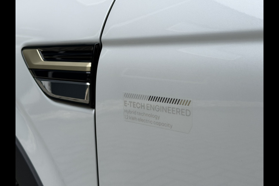 Renault Arkana 1.6 E-Tech hybrid 145 E-Tech engineered | Kantel-/schuif dak | Bose audio | Trekhaak afneembaar |