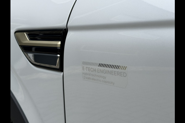 Renault Arkana 1.6 E-Tech hybrid 145 E-Tech engineered | Kantel-/schuif dak | Bose audio | Trekhaak afneembaar |