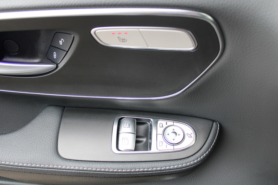 Mercedes-Benz V-Klasse 300d / AMG / DC / 4-Matic / Luchtvering / Pano / Burmester / Vol Opties / NIEUWSTAAT.
