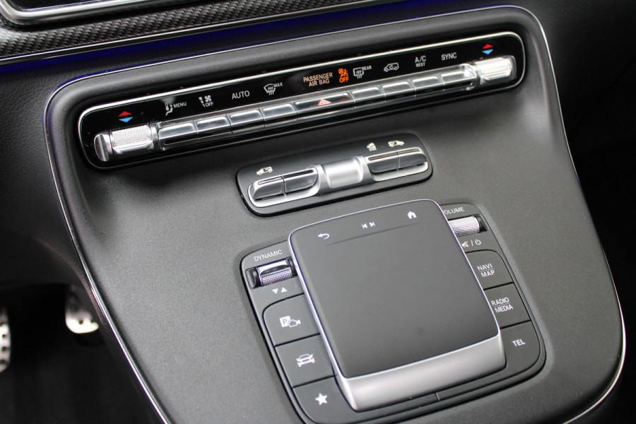 Mercedes-Benz V-Klasse 300d / AMG / DC / 4-Matic / Luchtvering / Pano / Burmester / Vol Opties / NIEUWSTAAT.