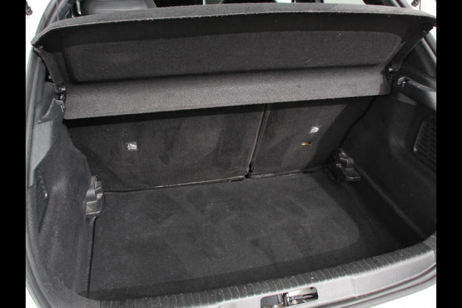 Opel Mokka 1.2 100pk Turbo Ultimate Navigatie Digitale Cockpit Camera Climate Control Parkeer sensoren Trekhaak