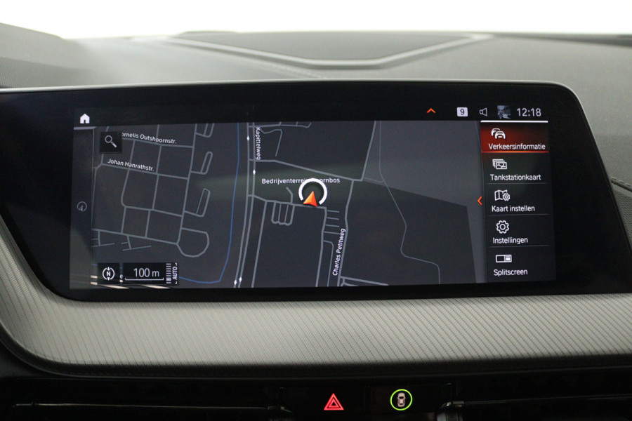 BMW 1-serie 118i (PANORAMADAK, PARKEERSENSOREN, NAVIGATIE, CRUISE CONTROL)