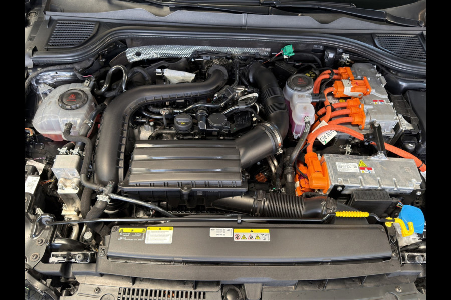 Volkswagen Golf GTE |360|HuD|Leder|Memory|Matrix IQ|Trekhaak el.|5jr garantie