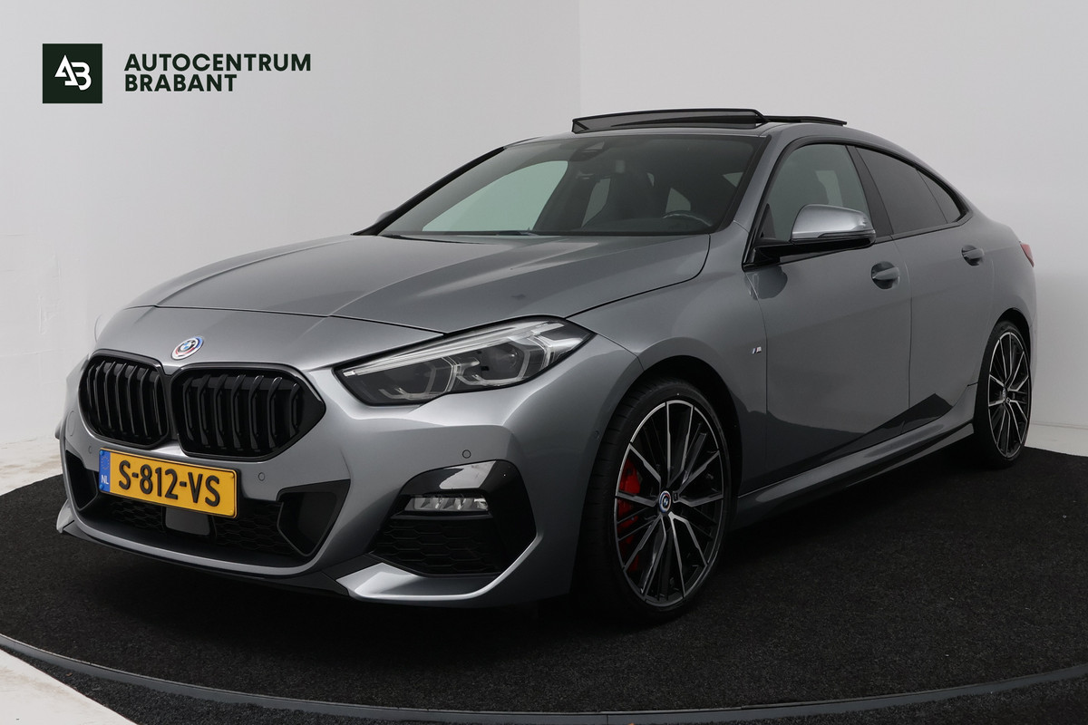 BMW 2 Serie Gran Coupé 218i High Executive (PANORAMADAK, CAMERA, STOELVERWARMING, NAVIGATIE)