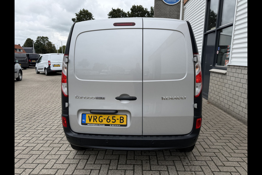 Renault Kangoo 1.5 dCi 90pk automaat Energy Comfort Maxi L2H1 / vaste prijs rijklaar € 11.950 ex btw / lease vanaf € 256 / airco / zilver metallic / pdc achter ! / euro 6