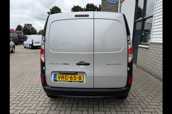 Renault Kangoo 1.5 dCi 90pk automaat Energy Comfort Maxi L2H1 / vaste prijs rijklaar € 11.950 ex btw / lease vanaf € 256 / airco / zilver metallic / pdc achter ! / euro 6
