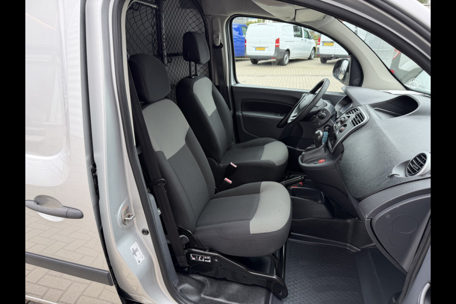 Renault Kangoo 1.5 dCi 90pk automaat Energy Comfort Maxi L2H1 / vaste prijs rijklaar € 11.950 ex btw / lease vanaf € 256 / airco / zilver metallic / pdc achter ! / euro 6