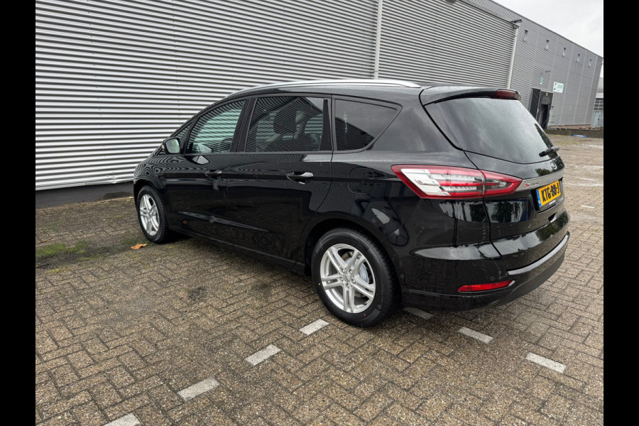 Ford S-Max 1.5 Titanium 7p. Airco,Stoelverwarming,Parksensoren,afn.trekhaak,