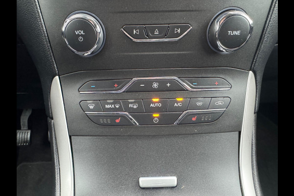 Ford S-Max 1.5 Titanium 7p. Airco,Stoelverwarming,Parksensoren,afn.trekhaak,
