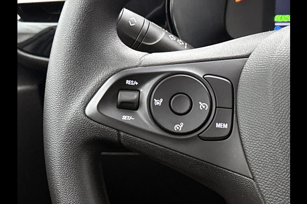 Opel Corsa E 100KW / 50KWh SOH 98% / Airco-Ecc. / Cruise-ctr. / Apple Carplay Android / Navigatie via Usb / Apk 05-2027