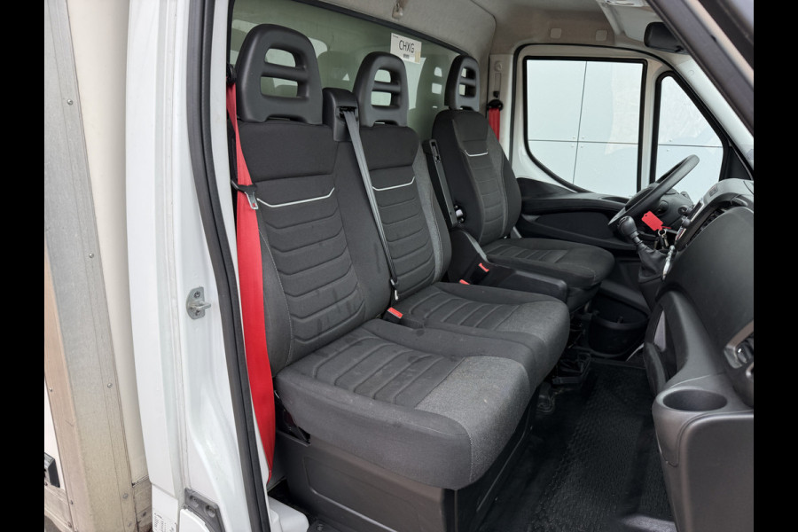 Iveco Daily 35C16 3.0 160PK Bakwagen Laadklep Zijdeur Camera Climate Control Bluetooth Meubelbak Koffer