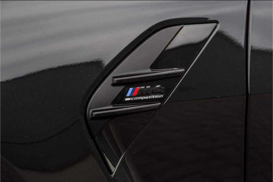BMW 4 Serie Cabrio M4 xDrive Competition 510pk Carbon, Head-up, Sportstoelen, Harman Kardon, 2022