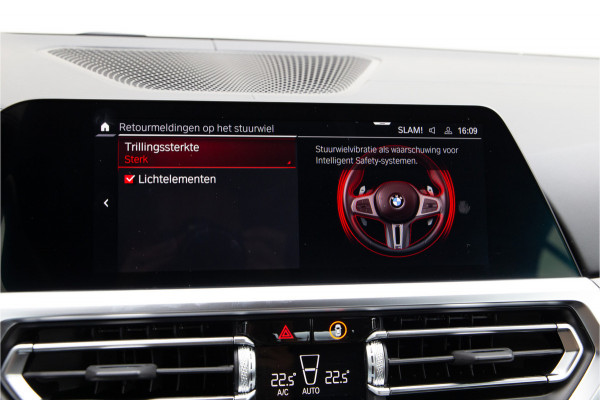 BMW 4 Serie Cabrio M4 xDrive Competition 510pk Carbon, Head-up, Sportstoelen, Harman Kardon, 2022