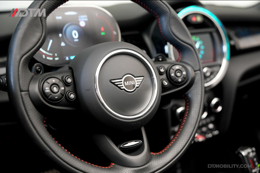 MINI Cabrio 2.0 John Cooper Works | Martini Racing |