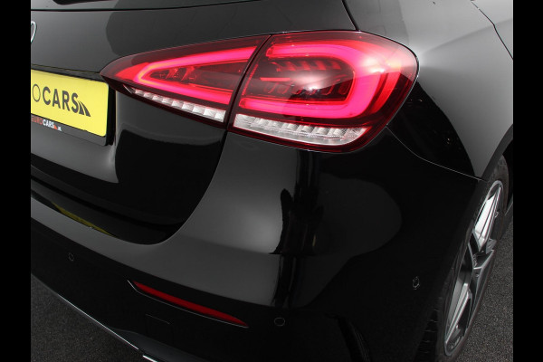 Mercedes-Benz A-Klasse 200 Automaat AMG Line Navigatie Climate Control Camera Virtual Cockpit Led Stoelverwarming Cruise control Parkeersensoren
