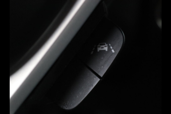Suzuki Vitara 130pk Boosterjet Comfort Smart Hybrid Apple Carplay/Android Auto | Trekhaak afneembaar.