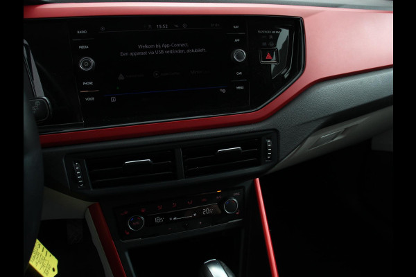 Volkswagen Polo 1.0 TSI Automaat Comfort Sport-Line Navigatie Apple Carplay Android Auto Adaptive Cruise Control Stoelverwarming Climate Control Getinte ramen Lichtmetalen Velgen