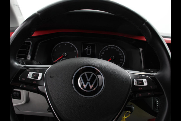 Volkswagen Polo 1.0 TSI Automaat Comfort Sport-Line Navigatie Apple Carplay Android Auto Adaptive Cruise Control Stoelverwarming Climate Control Getinte ramen Lichtmetalen Velgen