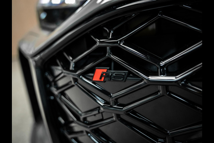Audi RS5 Avant RS 5 e-hybrid quattro