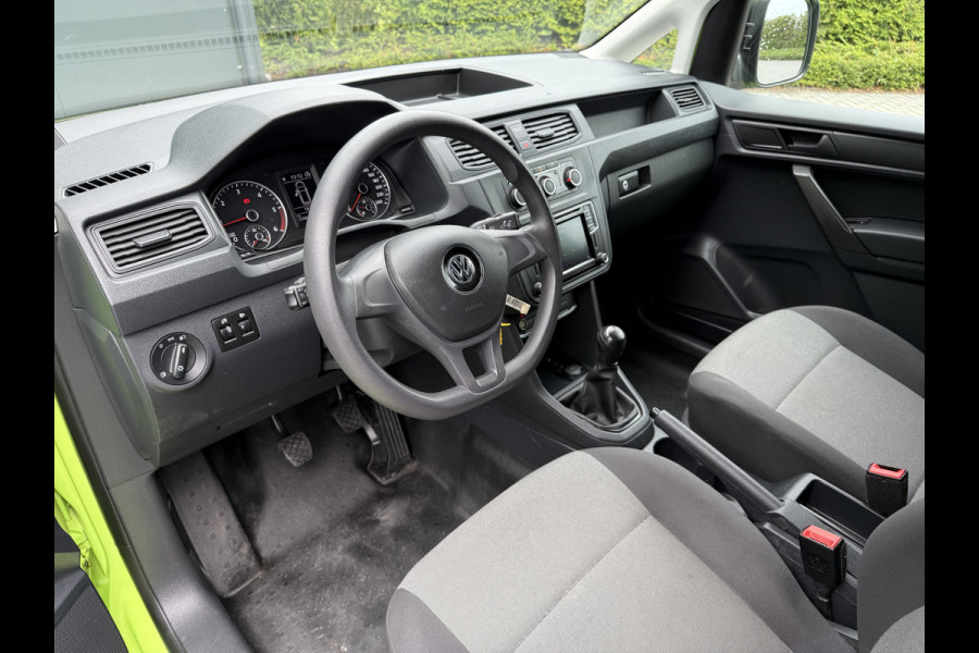 Volkswagen Caddy 2.0 TDI / L1H1 / 1e EIG. / INRICHTING / TREKHAAK / AIRCO / CRUISE / NAVI / CARPLAY