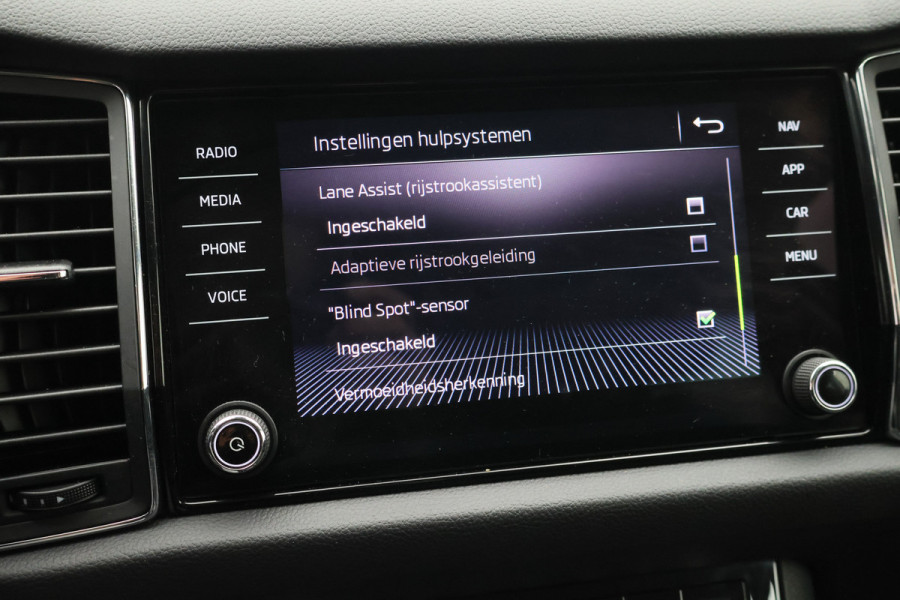 Škoda Kodiaq 1.5 TSI DSG Business Edition Virtual Cockpit, Apple Carplay, Canton Sound, ACC, Keyless, Camera, PDC