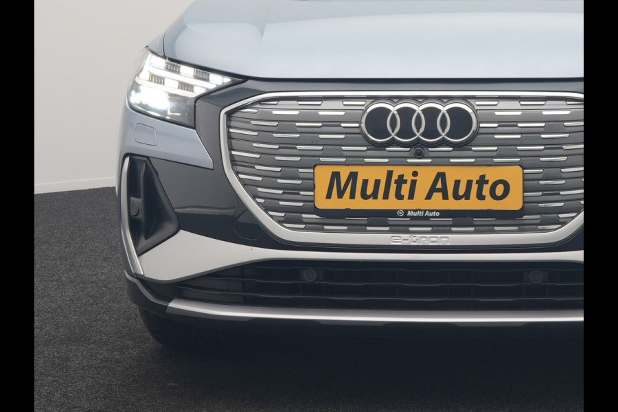 Audi Q4 e-tron 40 2x S Line 82 kWh 204pk Dealer O.H | Trekhaak Af Fabriek | Matrix LED | Keyless | Lederen Sportstoelen Verwarmd | BLIS | Apple Carplay | Lane Assist | Virtual | Navigatie | DAB | 20"L.M |