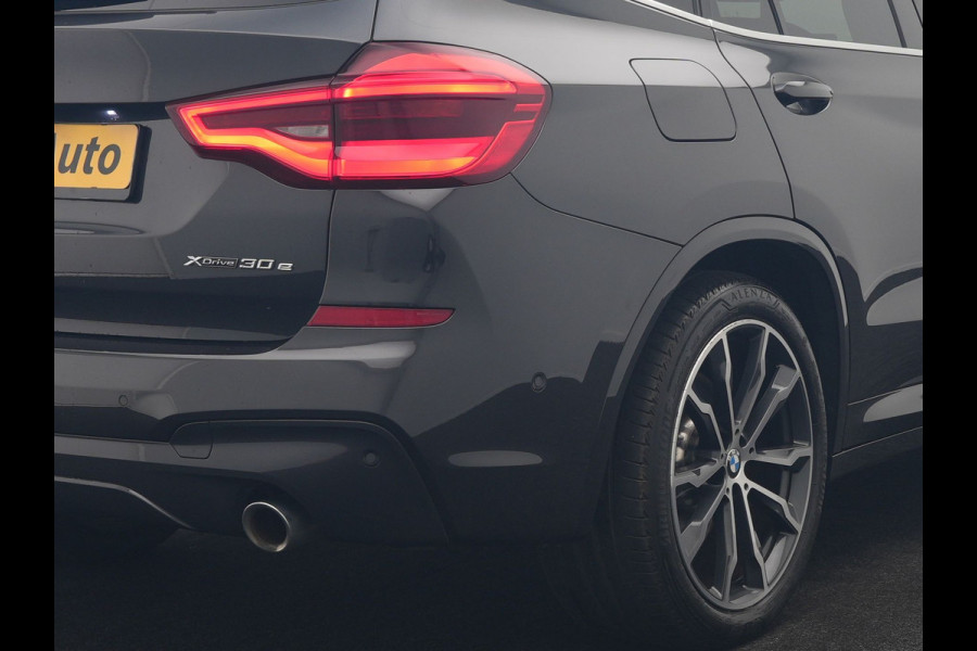 BMW X3 xDrive30e M Sport PHEV 293pk Dealer O.H. | Panodak | Adaptive Cruise | Head Up | 360 Camera | Harman / Kardon | Lederen Sportstoelen Ventilatie & Memory | Keyless | Blis | Stoelen & Stuur Verwarmd | Adaptive LED | Sfeerverlichting | Plug In Hybrid |