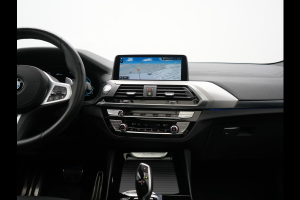 BMW X3 xDrive30e M Sport PHEV 293pk Dealer O.H. | Panodak | Adaptive Cruise | Head Up | 360 Camera | Harman / Kardon | Lederen Sportstoelen Ventilatie & Memory | Keyless | Blis | Stoelen & Stuur Verwarmd | Adaptive LED | Sfeerverlichting | Plug In Hybrid |
