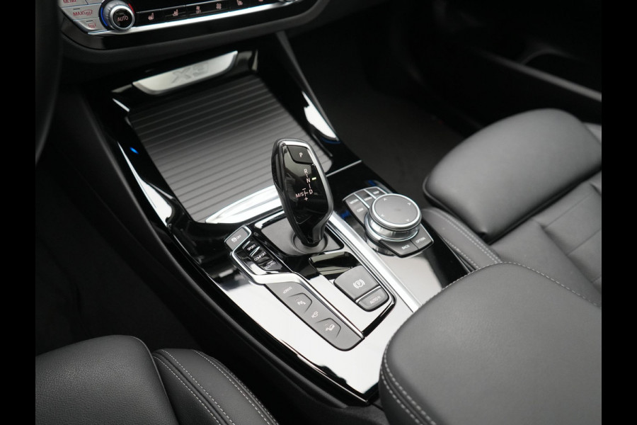 BMW X3 xDrive30e M Sport PHEV 293pk Dealer O.H. | Panodak | Adaptive Cruise | Head Up | 360 Camera | Harman / Kardon | Lederen Sportstoelen Ventilatie & Memory | Keyless | Blis | Stoelen & Stuur Verwarmd | Adaptive LED | Sfeerverlichting | Plug In Hybrid |