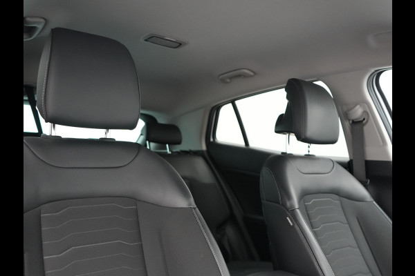 Kia Sportage 1.6 T-GDi PHEV AWD DynamicLine 265pk Dealer O.H | Adaptive Cruise | Camera | Sportstoelen & Stuur Verwarmd | Apple Carplay | Pilot Assist | Navigatie | Virtual | DAB | 19"L.M | Plug In Hybrid |