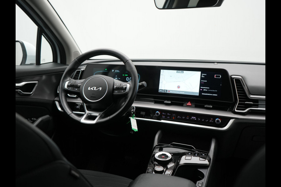 Kia Sportage 1.6 T-GDi PHEV AWD DynamicLine 265pk Dealer O.H | Adaptive Cruise | Camera | Sportstoelen & Stuur Verwarmd | Apple Carplay | Pilot Assist | Navigatie | Virtual | DAB | 19"L.M | Plug In Hybrid |