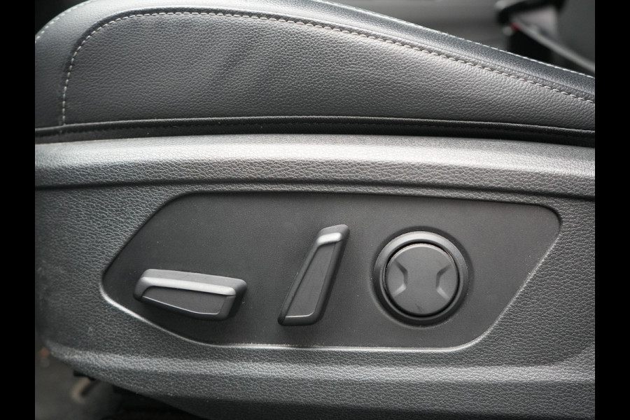 Kia Sportage 1.6 T-GDi PHEV AWD DynamicLine 265pk Dealer O.H | Adaptive Cruise | Camera | Sportstoelen & Stuur Verwarmd | Apple Carplay | Pilot Assist | Navigatie | Virtual | DAB | 19"L.M | Plug In Hybrid |