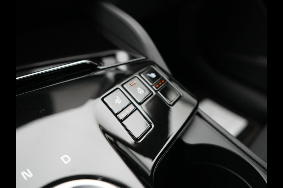 Kia Sportage 1.6 T-GDi PHEV AWD DynamicLine 265pk Dealer O.H | Adaptive Cruise | Camera | Sportstoelen & Stuur Verwarmd | Apple Carplay | Pilot Assist | Navigatie | Virtual | DAB | 19"L.M | Plug In Hybrid |