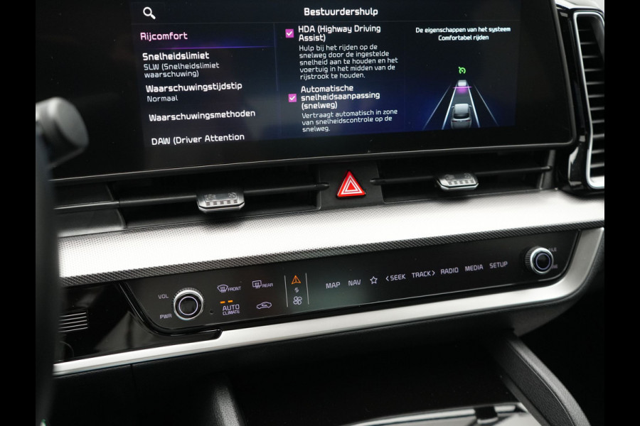 Kia Sportage 1.6 T-GDi PHEV AWD DynamicLine 265pk Dealer O.H | Adaptive Cruise | Camera | Sportstoelen & Stuur Verwarmd | Apple Carplay | Pilot Assist | Navigatie | Virtual | DAB | 19"L.M | Plug In Hybrid |