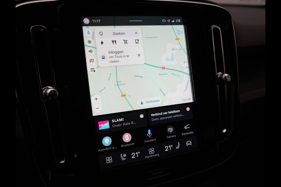 Volvo XC40 Single Motor Long Range Plus 82 kWh 252pk Dealer O.H | Trekhaak Af Fabriek | Camera | Adaptive Cruise | Sportstoelen Verwarmd | Pilot Assist | Google Assistant & Maps | BLIS | Keyless | Virtual | Navigatie | DAB | 19"L.M |