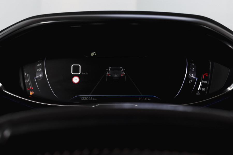 Peugeot 3008 1.2 PureTech Active 131 PK | Dig. Cockpit | Cruise | Stoelverw. | PDC | ECC | Trekhaak | LM 17" |